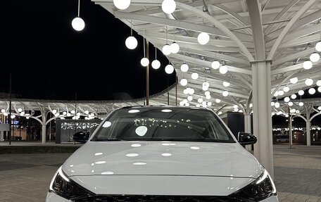 Hyundai Solaris II рестайлинг, 2022 год, 1 875 000 рублей, 10 фотография