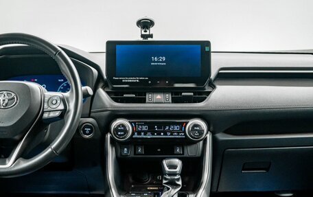 Toyota RAV4, 2024 год, 5 300 000 рублей, 14 фотография