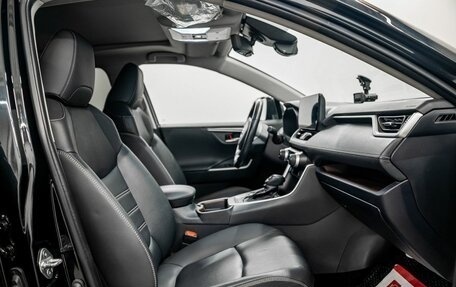 Toyota RAV4, 2024 год, 5 300 000 рублей, 7 фотография