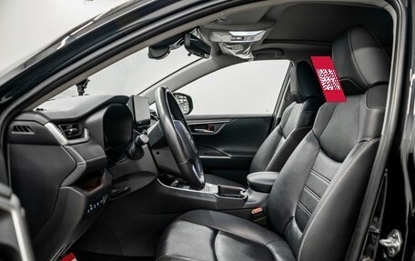 Toyota RAV4, 2024 год, 5 300 000 рублей, 6 фотография