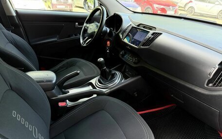 KIA Sportage III, 2012 год, 1 050 000 рублей, 11 фотография