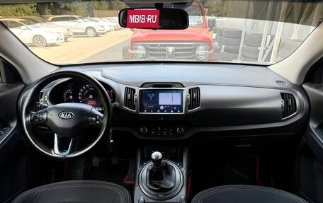 KIA Sportage III, 2012 год, 1 050 000 рублей, 12 фотография
