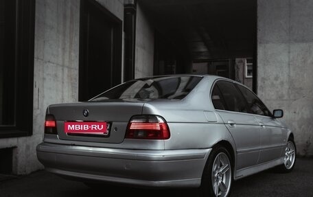 BMW 5 серия, 2001 год, 650 000 рублей, 10 фотография
