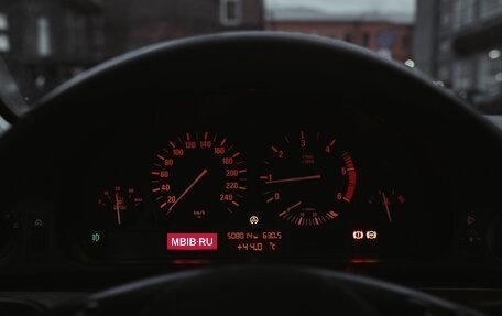 BMW 5 серия, 2001 год, 650 000 рублей, 12 фотография