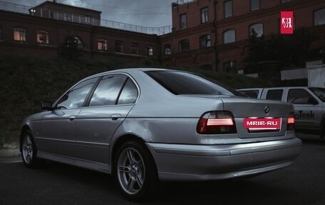 BMW 5 серия, 2001 год, 650 000 рублей, 37 фотография