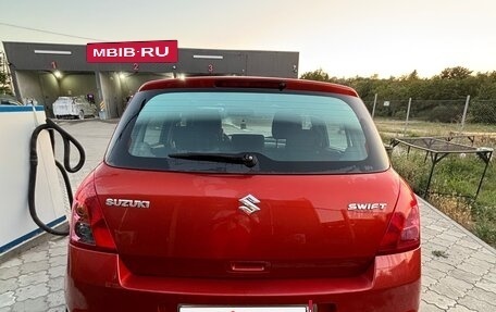 Suzuki Swift III, 2010 год, 770 000 рублей, 4 фотография
