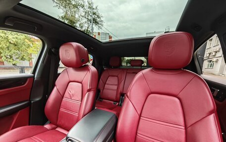 Porsche Cayenne III, 2021 год, 9 305 000 рублей, 16 фотография
