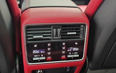 Porsche Cayenne III, 2021 год, 9 305 000 рублей, 24 фотография