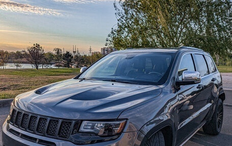 Jeep Grand Cherokee, 2017 год, 2 950 000 рублей, 2 фотография
