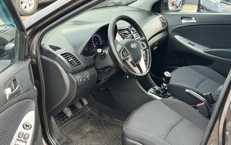 Hyundai Solaris II рестайлинг, 2014 год, 970 000 рублей, 8 фотография