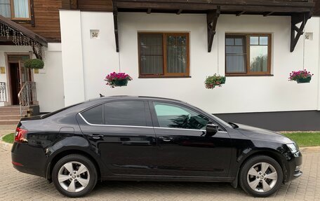 Skoda Octavia, 2017 год, 1 990 000 рублей, 4 фотография