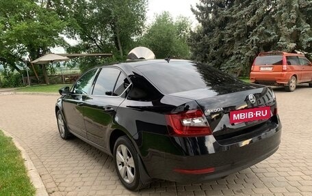 Skoda Octavia, 2017 год, 1 990 000 рублей, 7 фотография