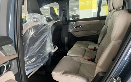 Volvo XC90 II рестайлинг, 2026 год, 9 600 000 рублей, 15 фотография
