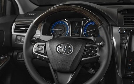 Toyota Camry, 2016 год, 1 899 000 рублей, 10 фотография