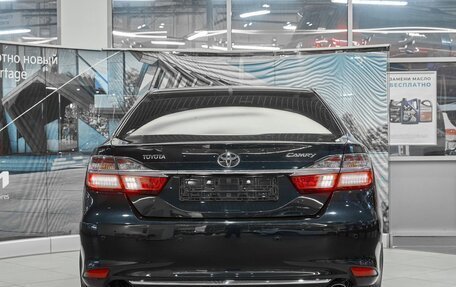 Toyota Camry, 2016 год, 1 899 000 рублей, 5 фотография