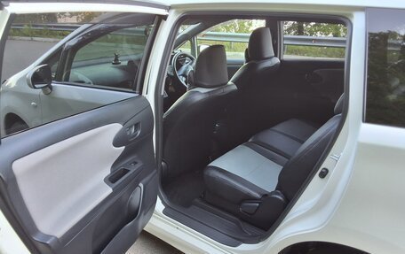 Toyota Wish II, 2010 год, 1 150 000 рублей, 9 фотография