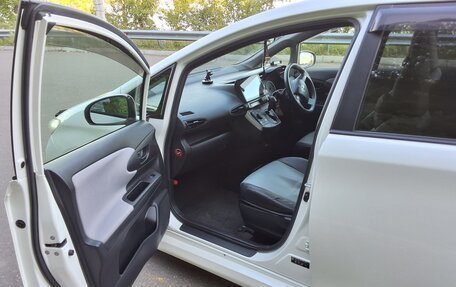 Toyota Wish II, 2010 год, 1 150 000 рублей, 10 фотография
