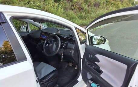 Toyota Wish II, 2010 год, 1 150 000 рублей, 12 фотография