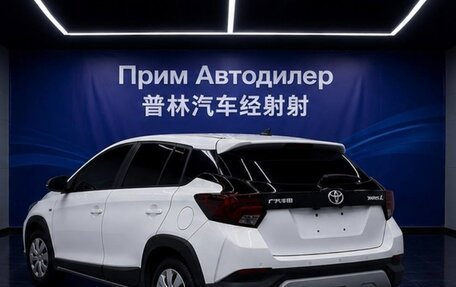 Toyota Yaris XP150 рестайлинг, 2022 год, 1 290 000 рублей, 3 фотография