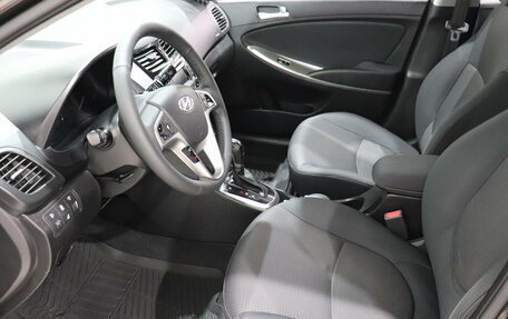 Hyundai Solaris II рестайлинг, 2016 год, 860 000 рублей, 17 фотография