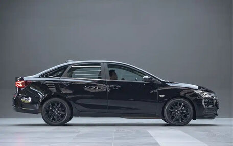 Chevrolet Monza, 2022 год, 900 888 рублей, 4 фотография