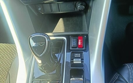 Mitsubishi Eclipse Cross, 2022 год, 2 750 000 рублей, 14 фотография