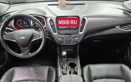 Chevrolet Malibu IX, 2023 год, 1 300 000 рублей, 6 фотография