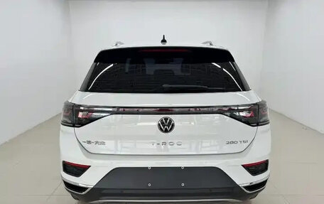 Volkswagen T-Roc I, 2023 год, 1 569 911 рублей, 5 фотография