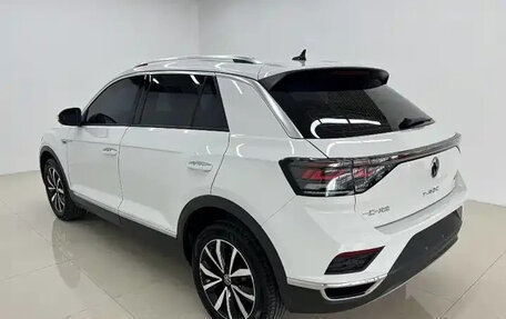 Volkswagen T-Roc I, 2023 год, 1 569 911 рублей, 4 фотография