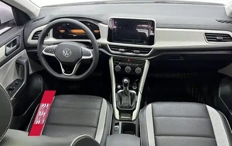 Volkswagen T-Roc I, 2023 год, 1 569 911 рублей, 14 фотография