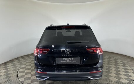 Volkswagen Tiguan II, 2021 год, 2 250 000 рублей, 3 фотография