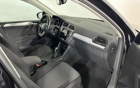 Volkswagen Tiguan II, 2021 год, 2 250 000 рублей, 14 фотография