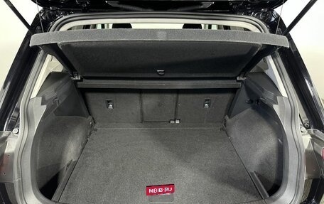 Volkswagen Tiguan II, 2021 год, 2 250 000 рублей, 18 фотография