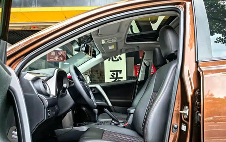 Toyota RAV4, 2019 год, 1 697 008 рублей, 8 фотография