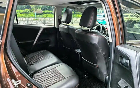 Toyota RAV4, 2019 год, 1 697 008 рублей, 15 фотография