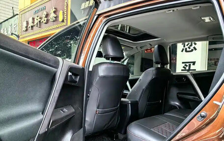 Toyota RAV4, 2019 год, 1 697 008 рублей, 14 фотография
