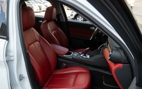 Alfa Romeo Giulia II, 2019 год, 3 745 000 рублей, 9 фотография
