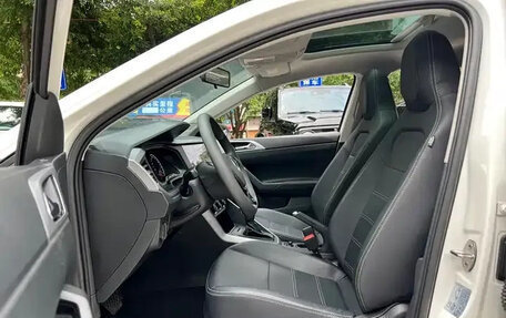 Volkswagen Polo, 2023 год, 1 100 001 рублей, 7 фотография