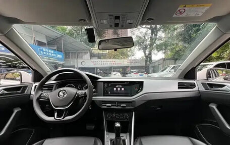 Volkswagen Polo, 2023 год, 1 100 001 рублей, 8 фотография