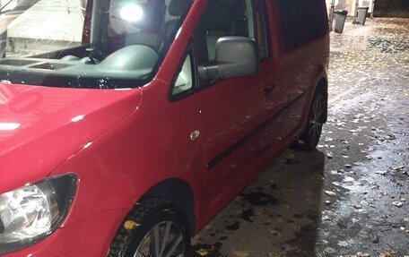 Volkswagen Caddy III рестайлинг, 2011 год, 639 000 рублей, 3 фотография