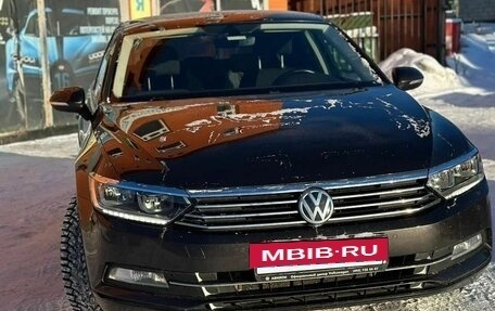 Volkswagen Passat B8 рестайлинг, 2015 год, 1 800 000 рублей, 6 фотография