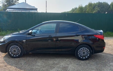 Hyundai Solaris II рестайлинг, 2011 год, 870 000 рублей, 7 фотография