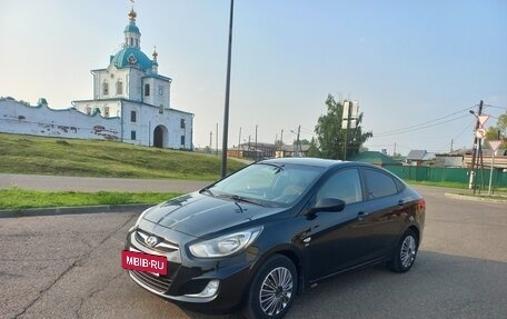 Hyundai Solaris II рестайлинг, 2011 год, 870 000 рублей, 13 фотография