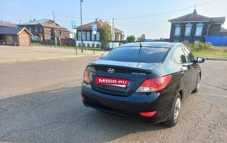Hyundai Solaris II рестайлинг, 2011 год, 870 000 рублей, 10 фотография