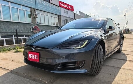Tesla Model S I, 2017 год, 2 640 000 рублей, 1 фотография