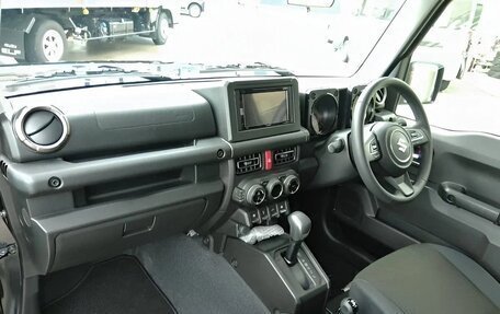 Suzuki Jimny, 2023 год, 1 590 000 рублей, 9 фотография