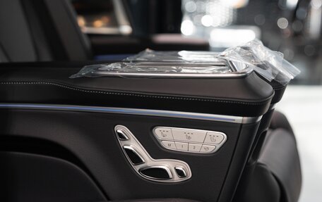 Mercedes-Benz V-Класс, 2026 год, 14 500 000 рублей, 32 фотография