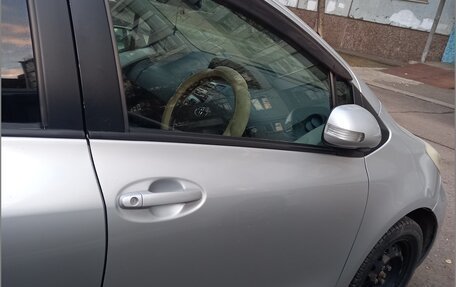 Toyota Vitz, 2010 год, 650 000 рублей, 11 фотография