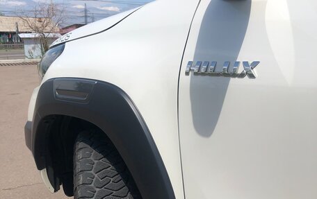 Toyota Hilux VIII, 2020 год, 4 985 000 рублей, 2 фотография