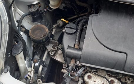 Toyota Vitz, 2010 год, 650 000 рублей, 19 фотография
